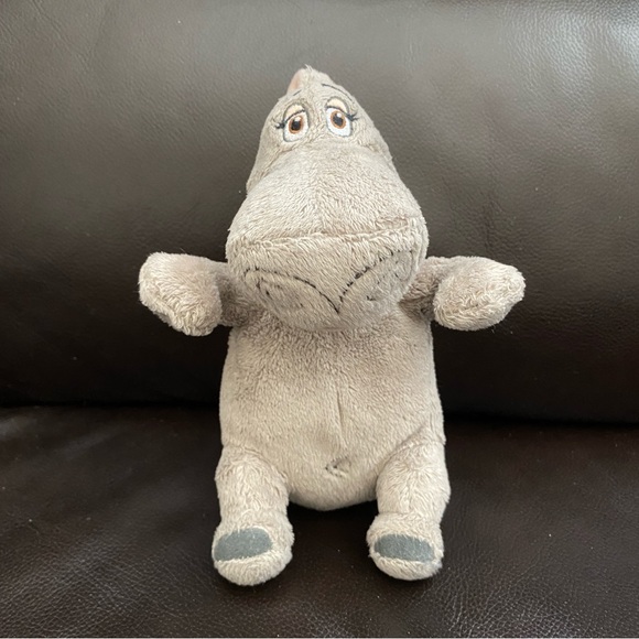 Madagascar Gloria Plush - Picture 1 of 3